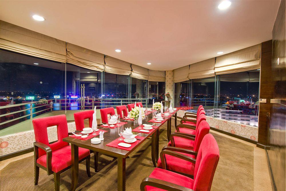 Muong Thanh Holiday Hue Hotel Экстерьер фото