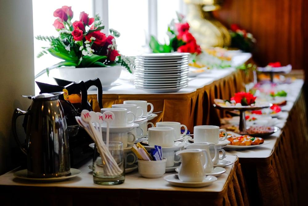 Muong Thanh Holiday Hue Hotel Экстерьер фото