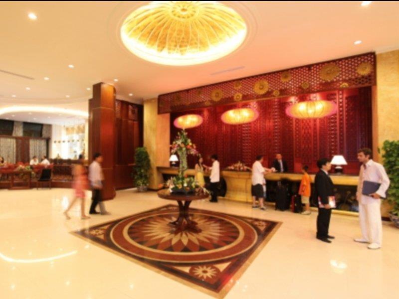 Muong Thanh Holiday Hue Hotel Экстерьер фото