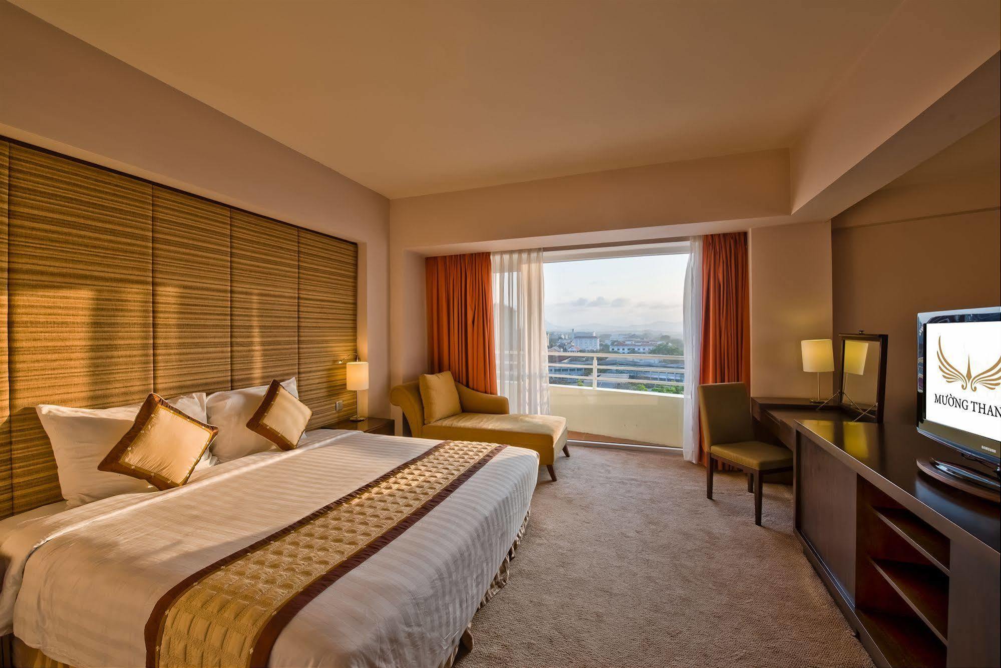 Muong Thanh Holiday Hue Hotel Экстерьер фото