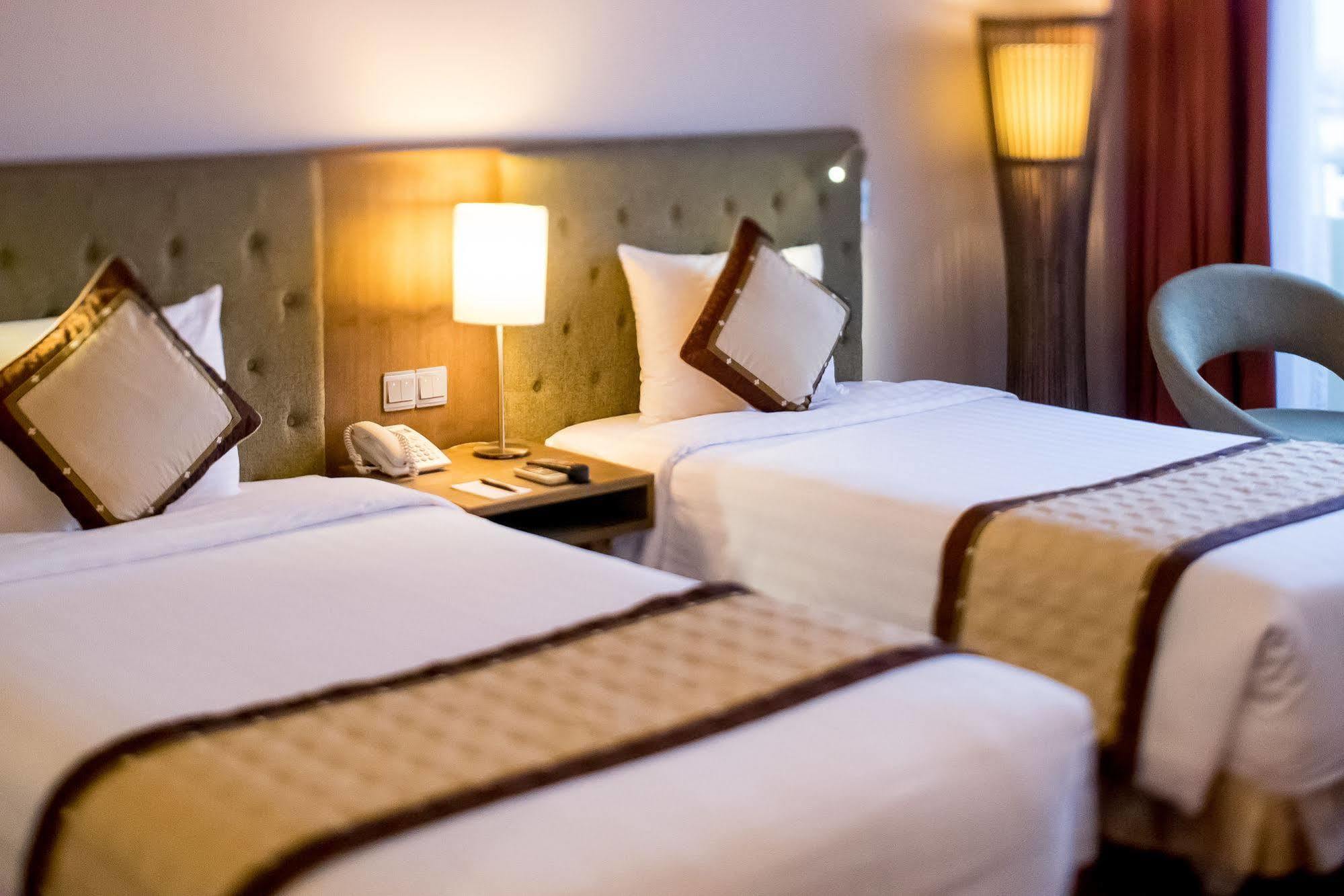 Muong Thanh Holiday Hue Hotel Экстерьер фото